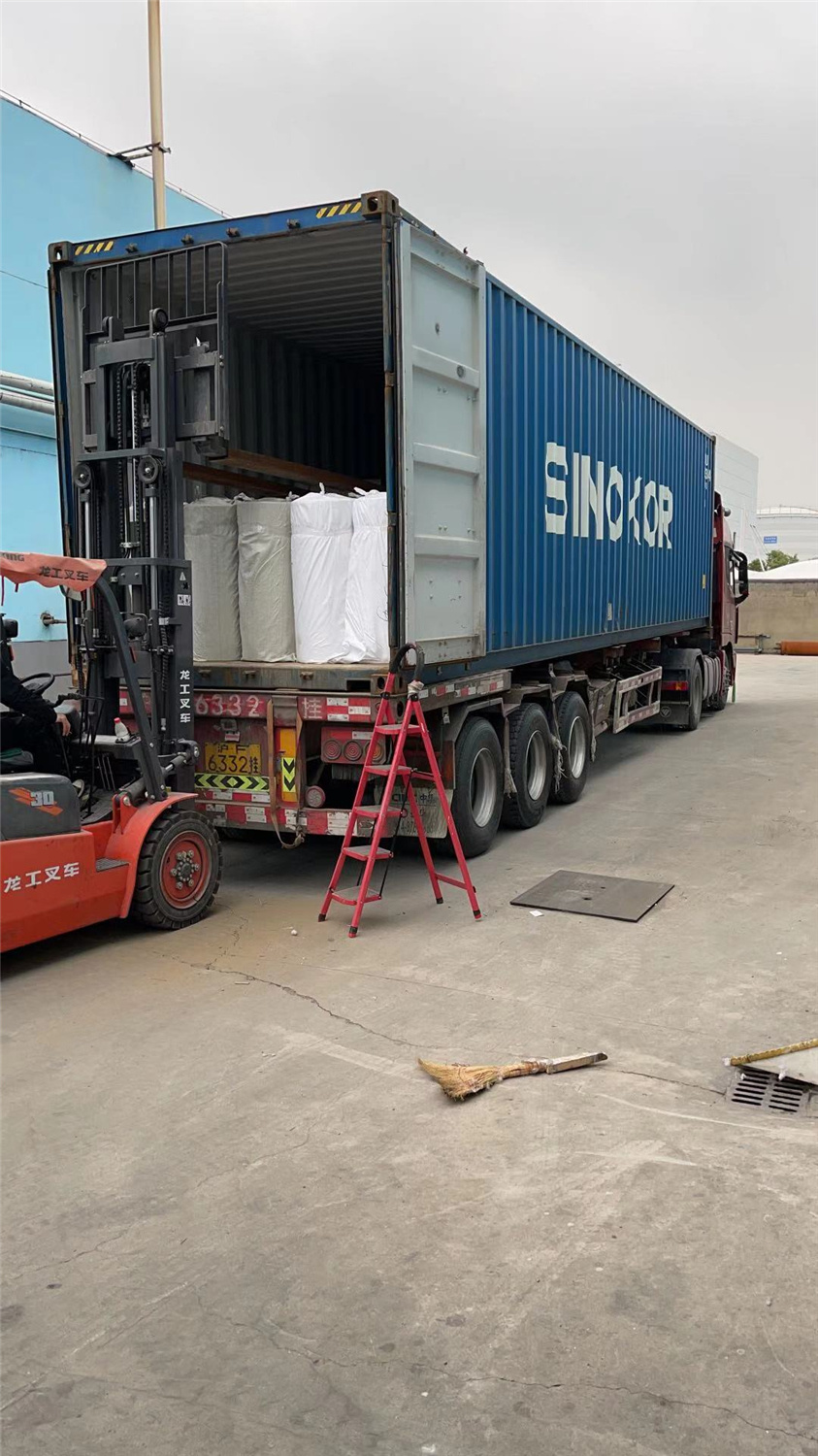 100% Polyester Chemical Bonding Embroidery Interlining for Peru Market 1100h 100g